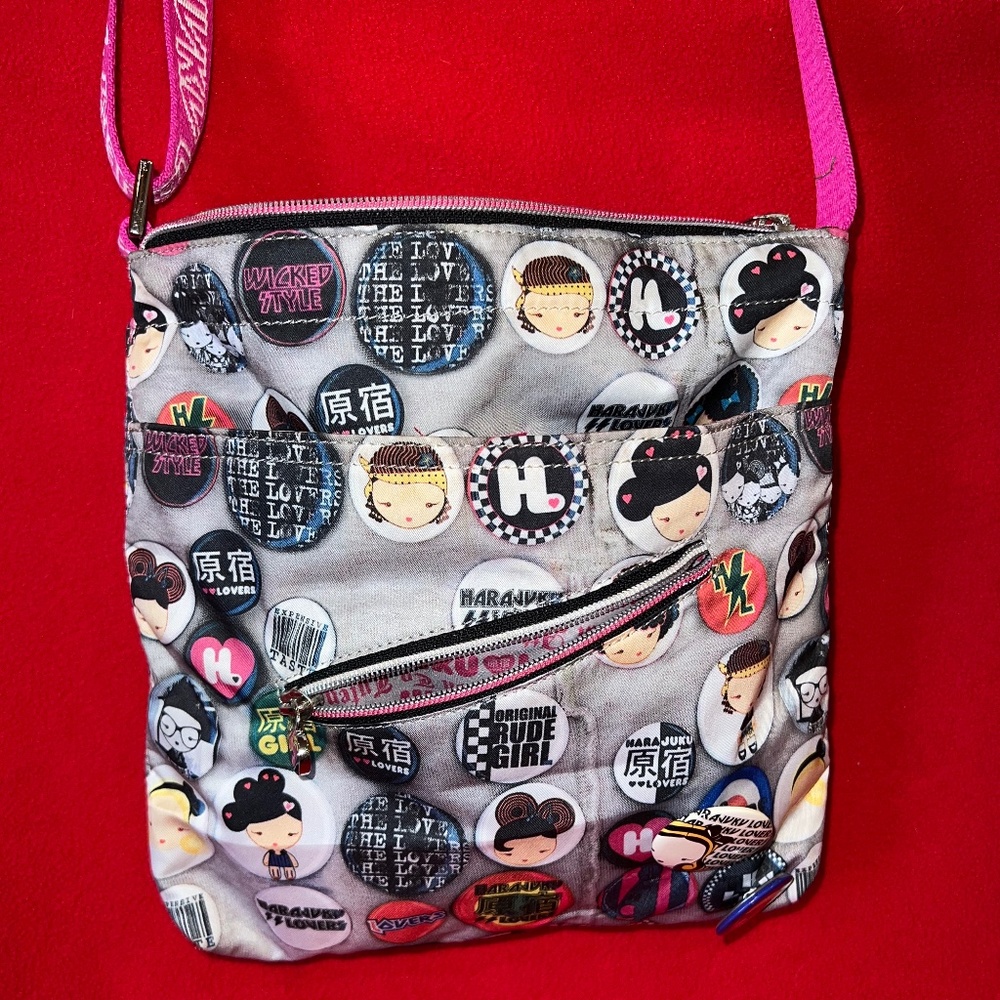 Harajuku Lovers Pretty in Pink Buttons Crossbody Bag Purse Gwen Stefani NEW